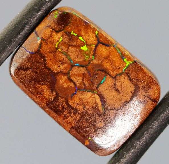 Rainbow flashing! 3.58ct untreated Boulder Opal