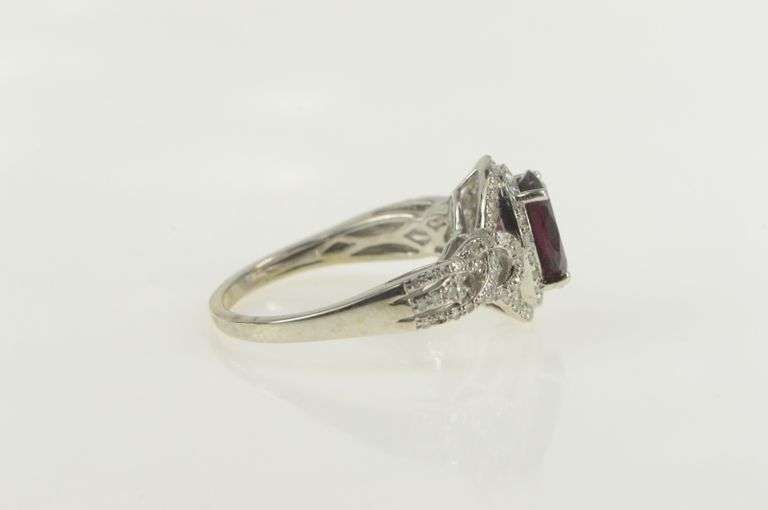 10K White Gold 2.50 Ctw Oval Garnet Diamond Halo Engagement Ring