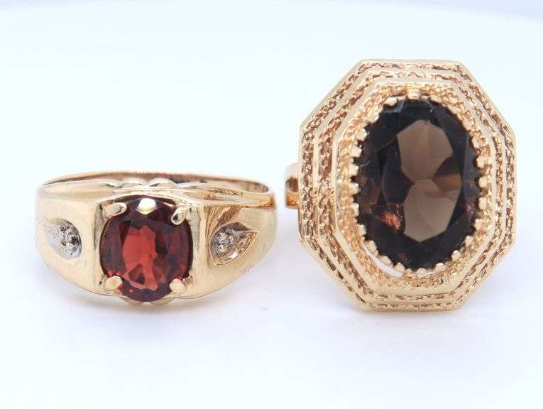 Set of 2 rings in 10kt yellow gold