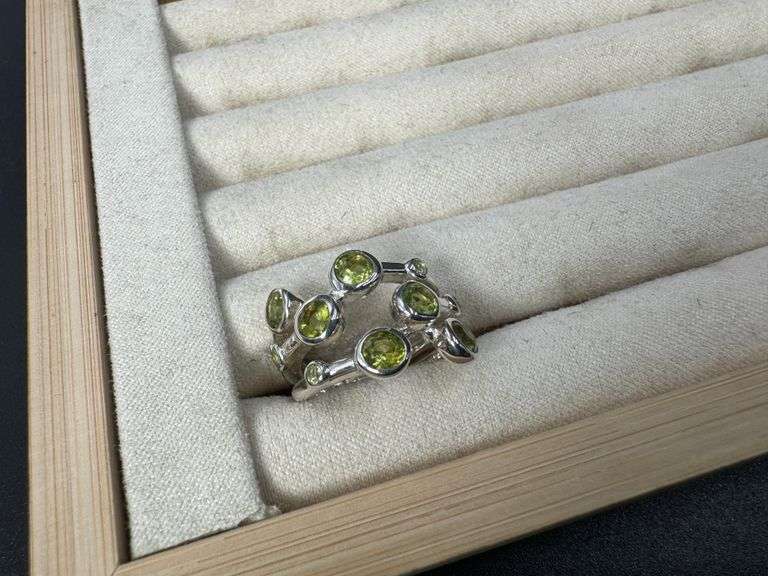 Sterling Silver Natural Gemstone Perdiot Ring Size 6