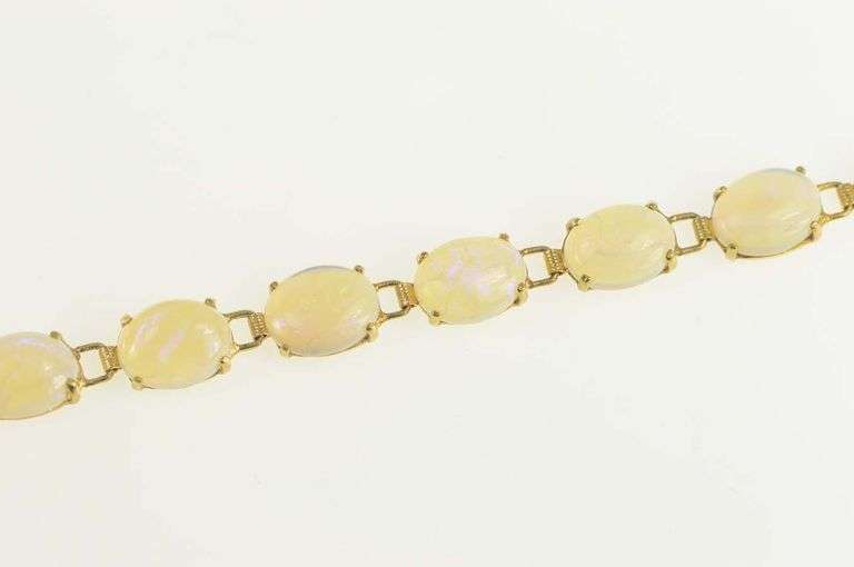 14K Yellow Gold Oval Natural Opal Chinese Symbol Clasp Bracelet