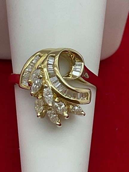 CERTIFIED BRAND NEW 14K YELLOW GOLD AND DIAMOND RING