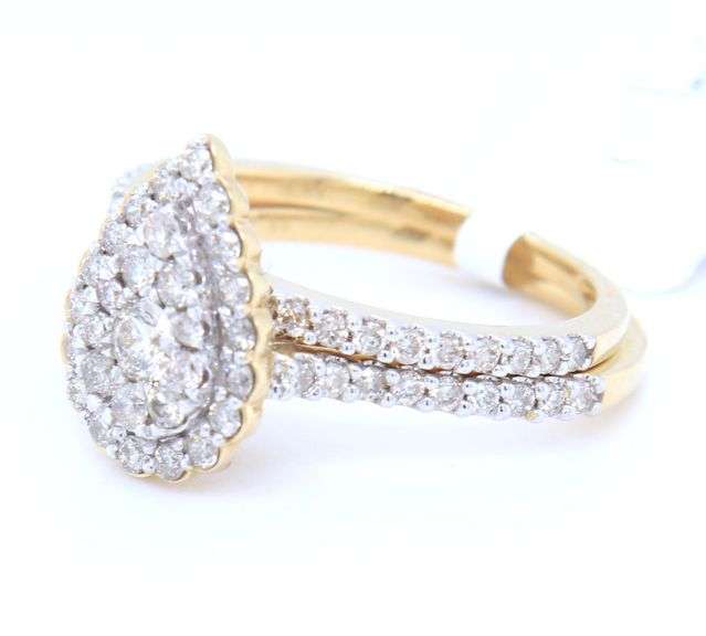 10K Yellow Gold Diamond Wedding Set – Approx. 1.00 cttw