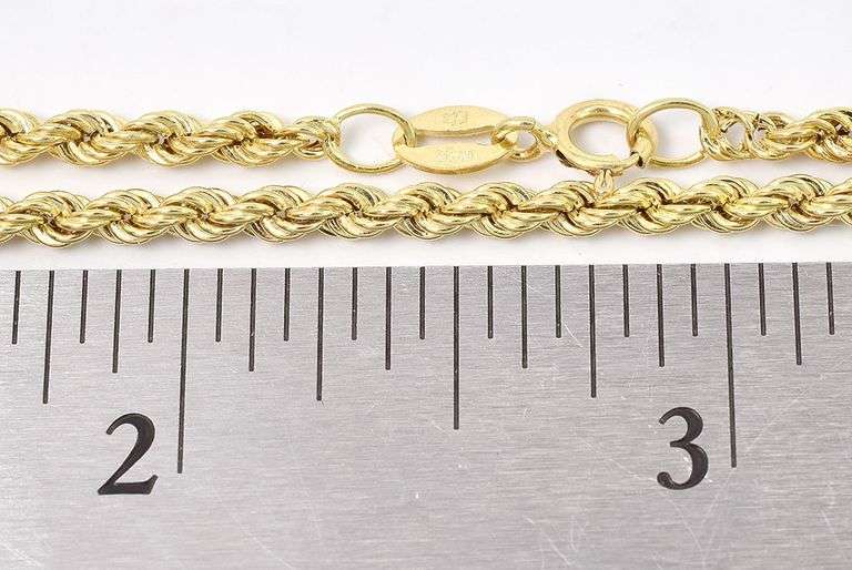 Handsome 14K Yellow Gold Rope Chain Necklace
