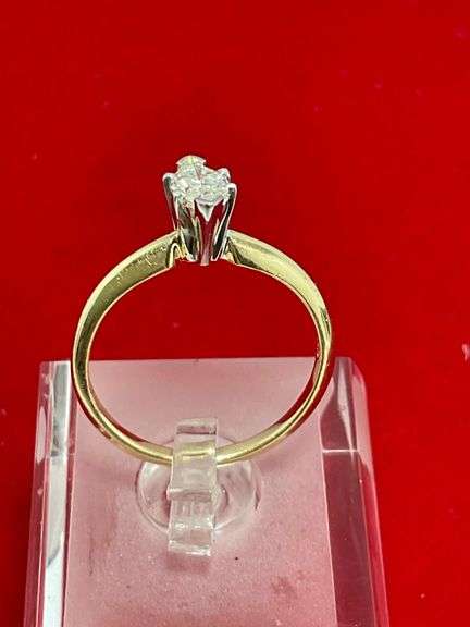 CERTIFIED BRAND NEW 14K GOLD DIAMOND SOLITAIRE RING. 0.72 CARAT