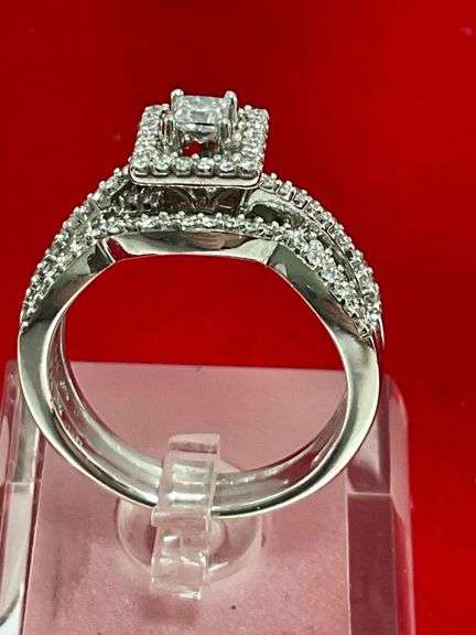 CERTIFIED 14K WHITE GOLD DIAMOND RING. 1.25 CARAT