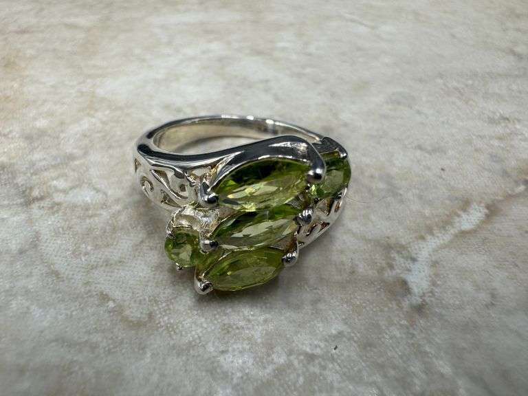 Sterling Silver Natural Gemstone Perdiot Ring Size 10
