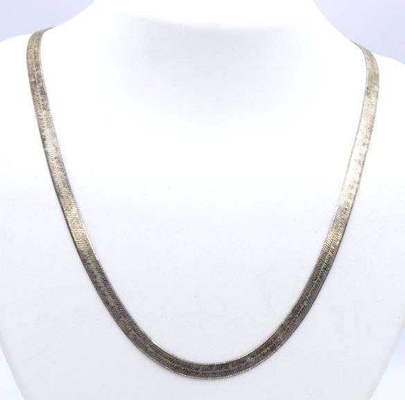 Italian vintage 925 sterling silver herringbone chain necklace