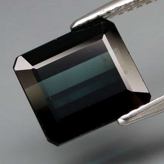 Elegant 3.36ct 9mm untreated blue Tourmaline