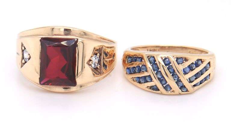 Lot of 2 10kt Yellow gold garnet and sapphire rings