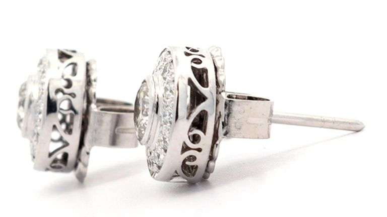0.80ctw Round Diamond Halo Stud Earrings in 14K