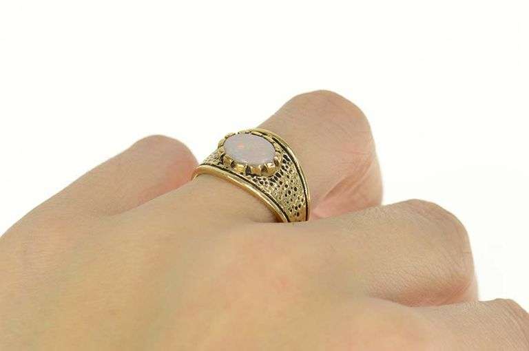 14K Yellow Gold Ornate Natural Opal Graduated Statement Ring