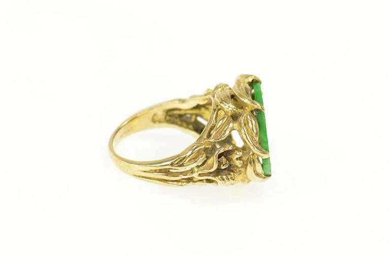 14K Yellow Gold Elaborate Carved Jade Circle Calla Lily Ring