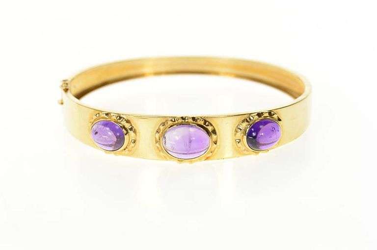18K Yellow Gold Oval Amethyst Ornate Retro Bangle Bracelet