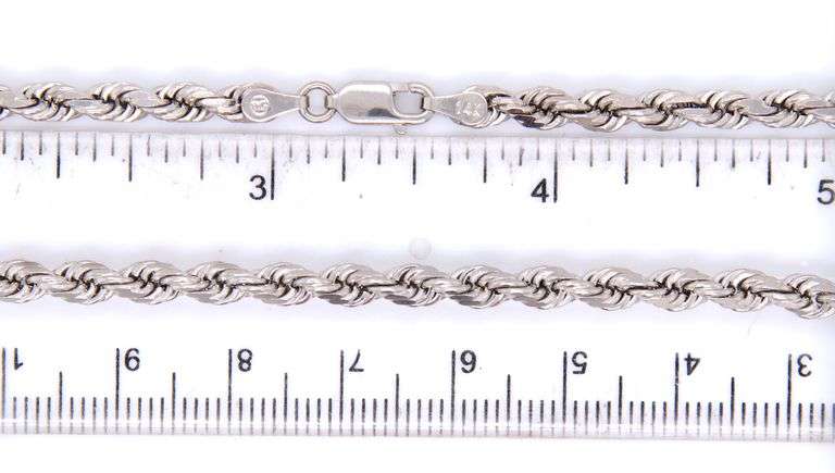 Rope chain necklace in 14kt white gold