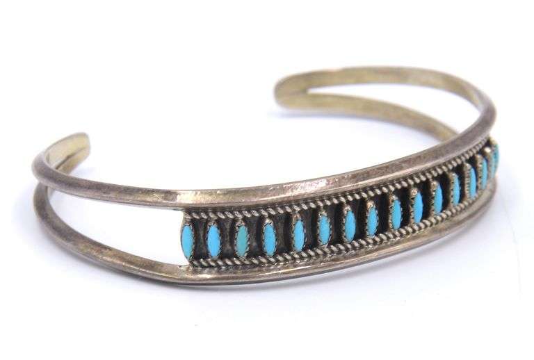 Vintage 925 sterling silver signed Turquoise cuff bangle
