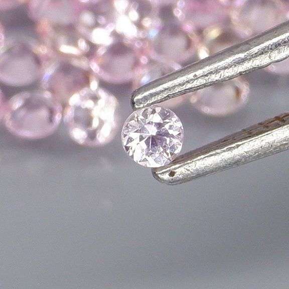 Rare heated only 3ct pink Sapphire set