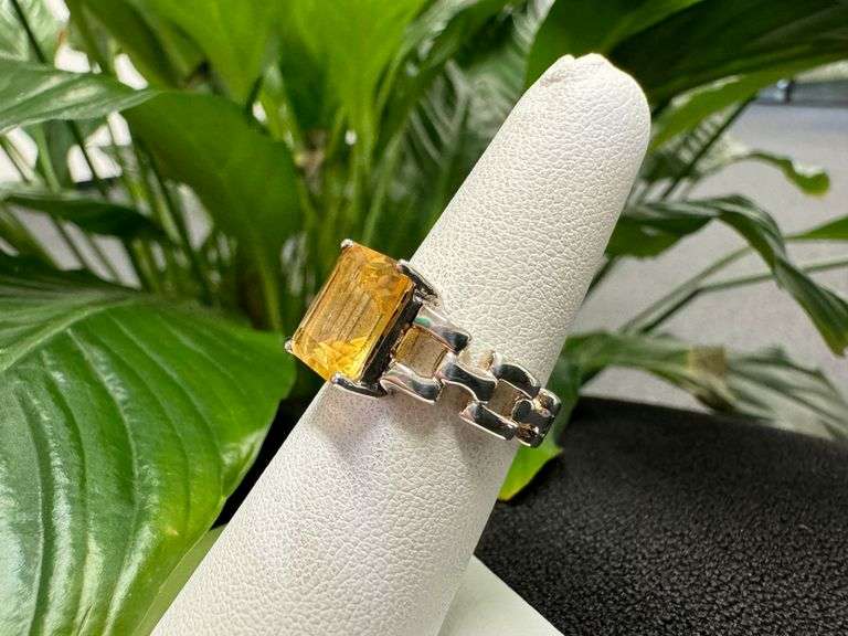Sterling Silver Natural Gemstone Citrine Ring Size 6