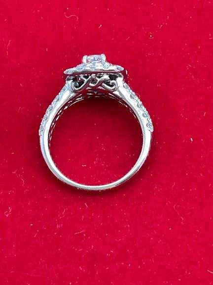 CERTIFIED 14K WHITE GOLD DIAMOND RING. 2.35 CARAT