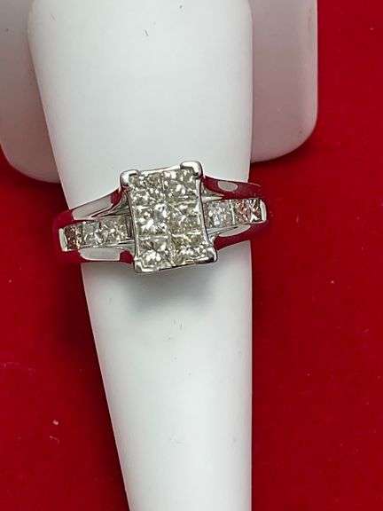 CERTIFIED BRAND NEW 14K WHITE GOLD DIAMOND RING
