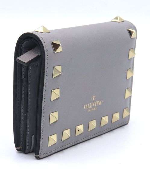 Valentino Rockstud wallet