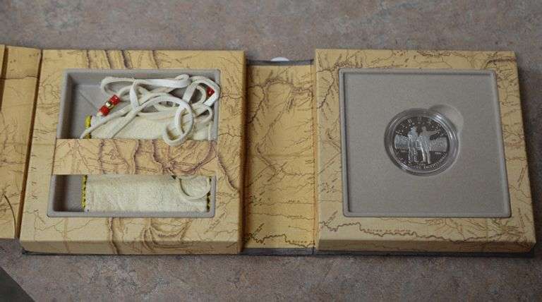 2004 Lewis And Clark Coin & Pouch Set
