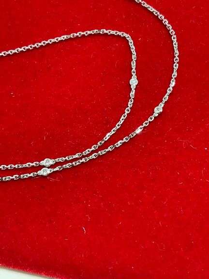 CERTIFIED BRAND NEW 18K WHITE GOLD AND DIAMOND STATION NECKLACE.