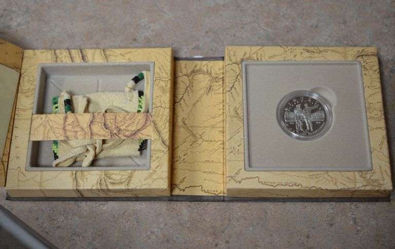 2004 Lewis And Clark Coin & Pouch Set