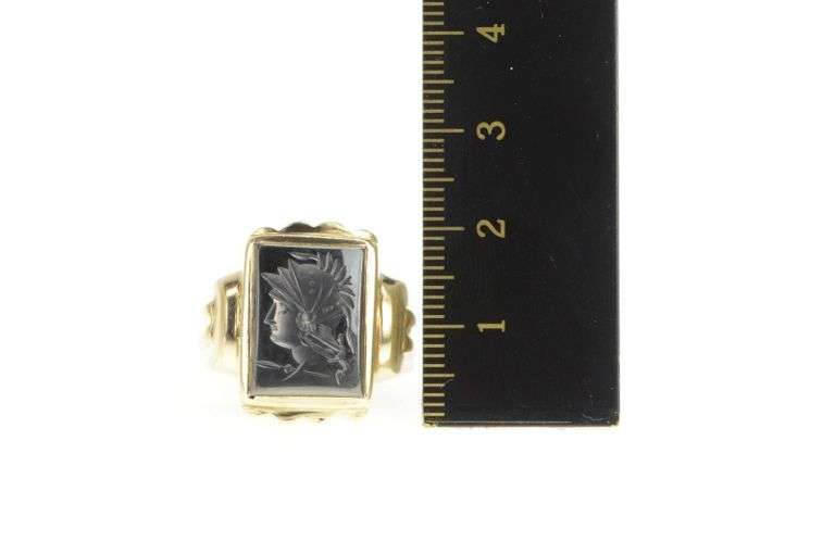 10K Yellow Gold Hematite Soldier Intaglio Retro Statement Ring