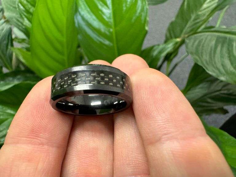 Men's Ceramic Black Carbon Fiber Inlay Wedding Band Comfort Fit Ring Size 9