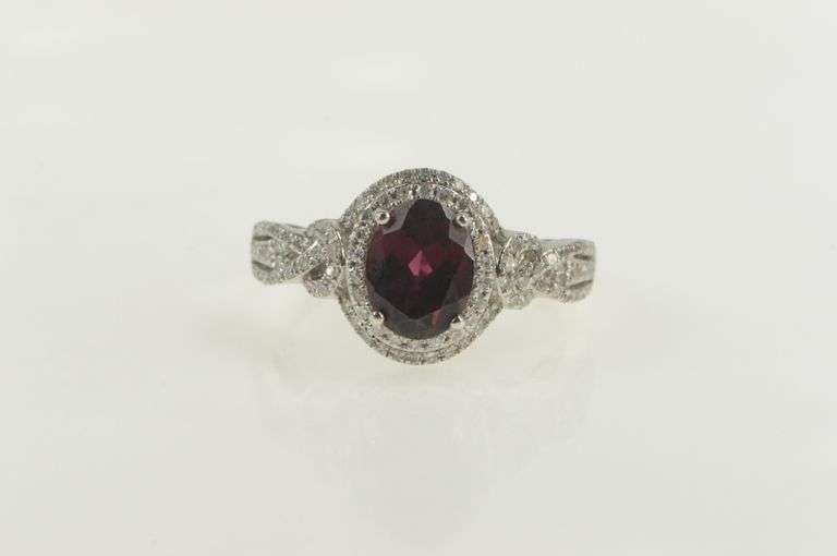 10K White Gold 2.50 Ctw Oval Garnet Diamond Halo Engagement Ring