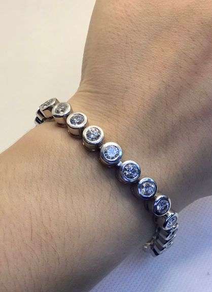 CLASSIC AND TIMELESS 14K WHITE GOLD BEZEL SET MAN’S DIAMOND BRACELET