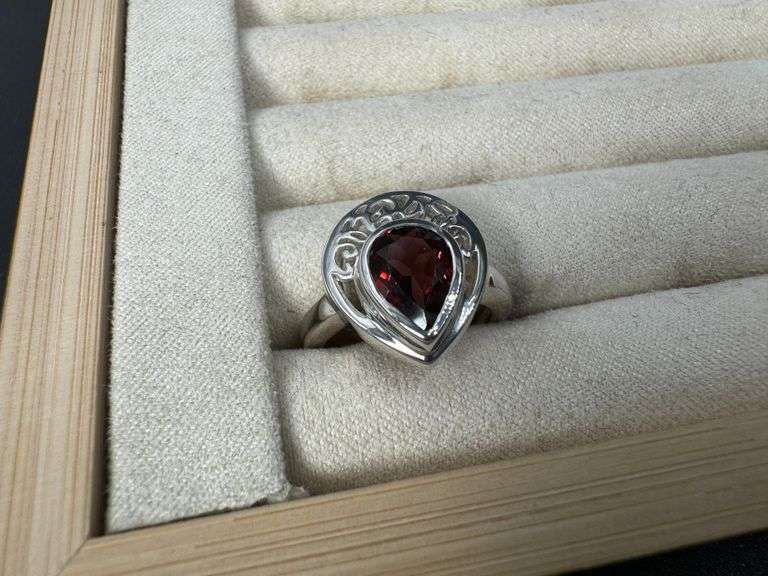 Sterling Silver Gemstone Natural Garnet Ring Size 6