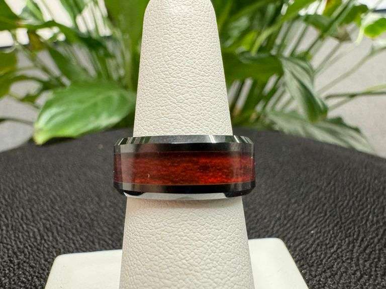 Men's Ceramic Simulated Burgundy Inlay Wedding Band Comfort Fit Ring Size 6