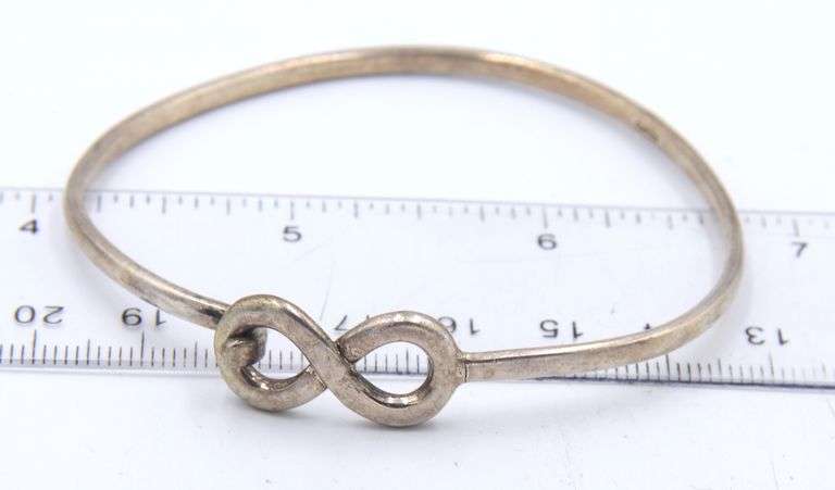 Group lot of vintage 925 sterling silver bangles