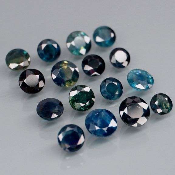 Heated only! 7.63ct deep blue sapphire set
