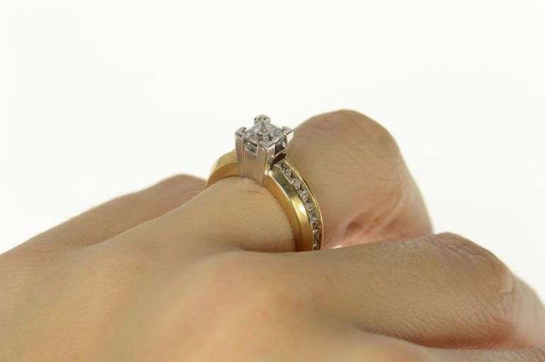 10K Yellow Gold Princess Squared Classic Travel Engagement Ring