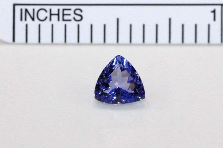 Bright Tanzanite Trillion
