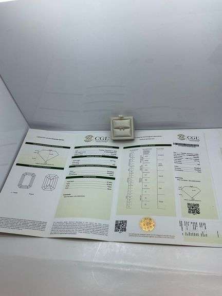 CERTIFIED 2.57 CRARTS EMERALD CUT DIAMOND