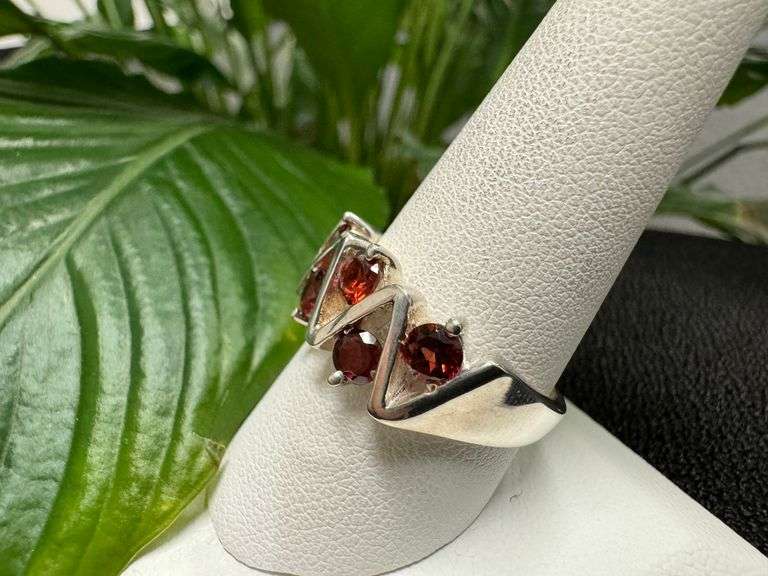 Sterling Silver Gemstone Natural Garnet Ring Size 10