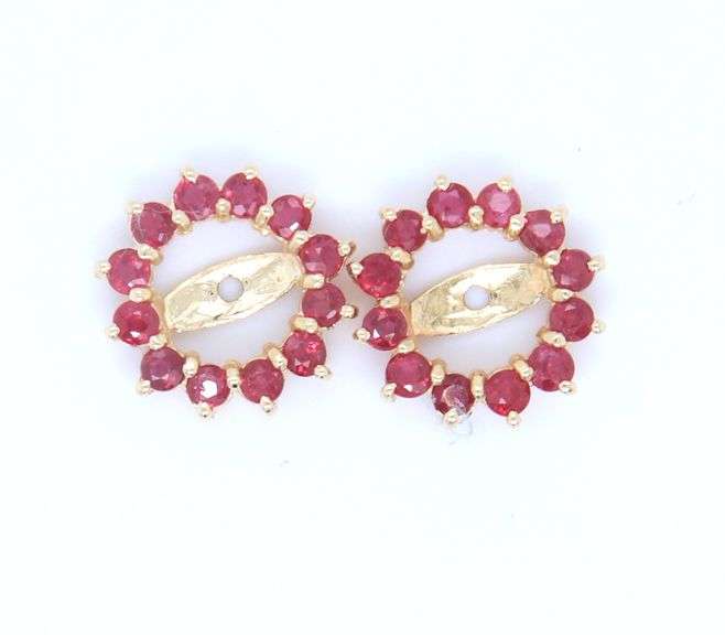 14kt Yellow gold ruby circle jackets