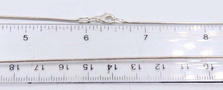Group lot of 8 vintage 925 sterling silver chains