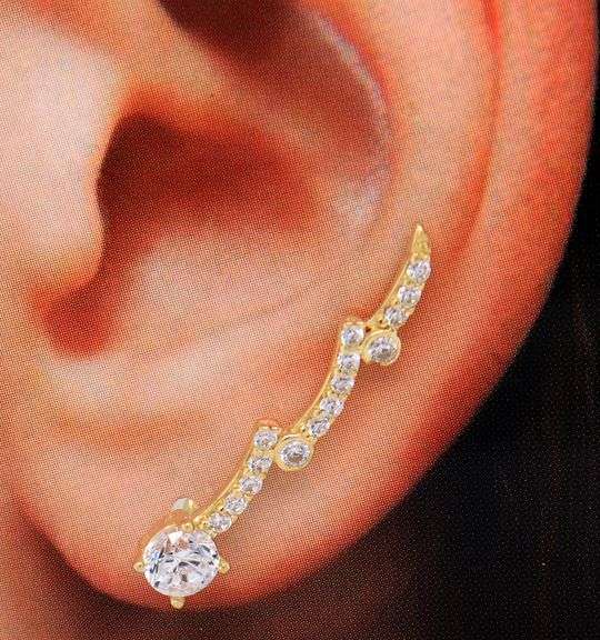 14kt Yellow gold diamond ear climber