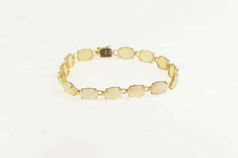 14K Yellow Gold Oval Natural Opal Chinese Symbol Clasp Bracelet