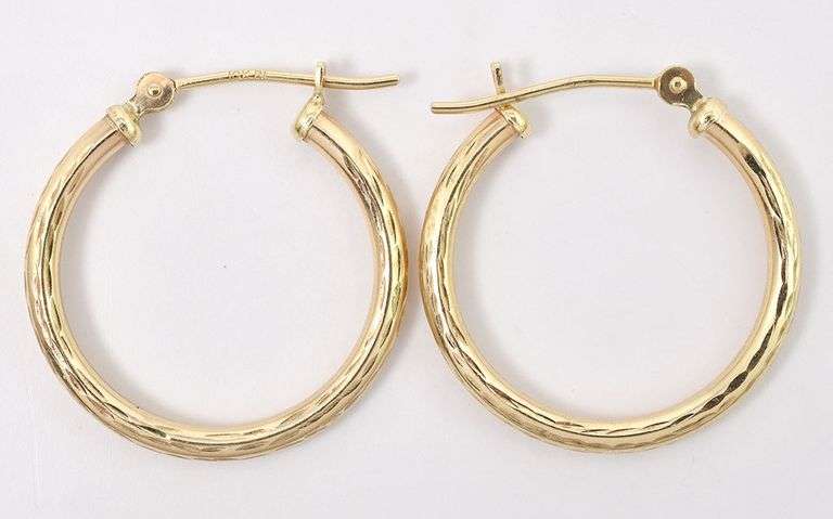 Adorable 10K Yellow Gold Hoop Earrings