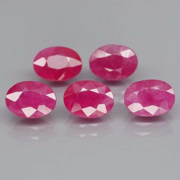Fantastic 6.16ct HEATED ONLY Burmese Ruby set