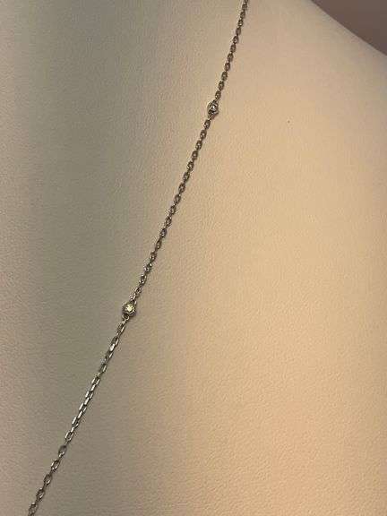 BRAND NEW 14K WHITE GOLD STATIION NECKLACE WITH HAMSA DIAMOND CENTER PIECE