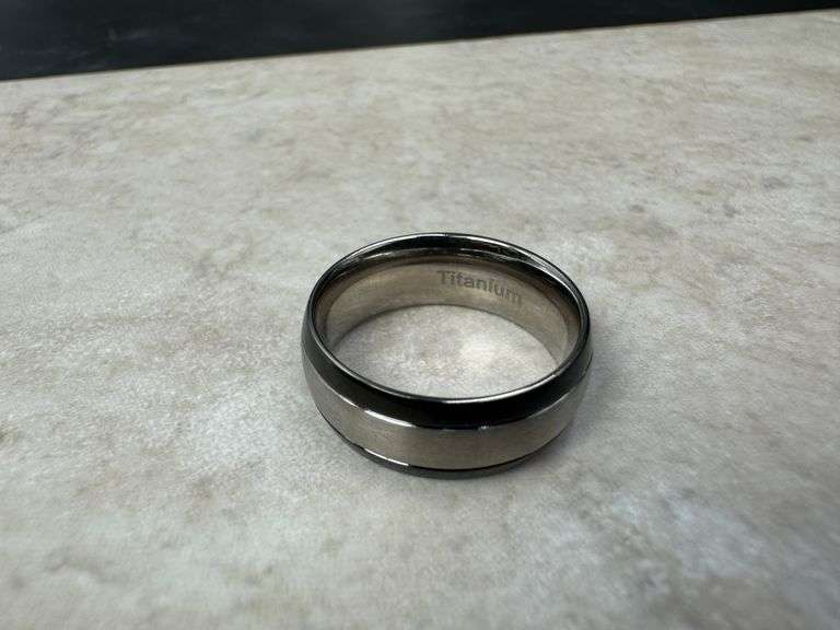 Titanium Black Grooved Sides Wedding Band Comfort Fit Ring Size 9