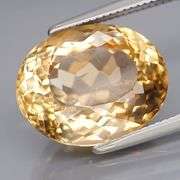 Brilliant golden 6.74ct VS Imperial Topaz