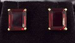 Beautiful 14K Yellow Gold Red Garnet Gemstone Stud Earrings